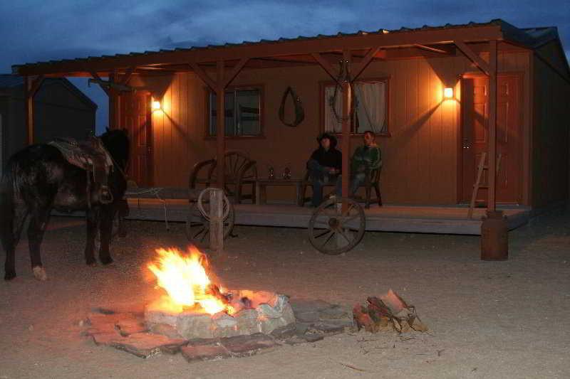 Hualapai Ranch Hotel Peach Springs Exterior photo